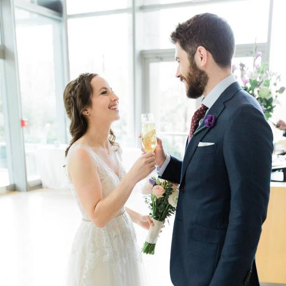 Meet your Posher, Kendall - Picture 1 of 1